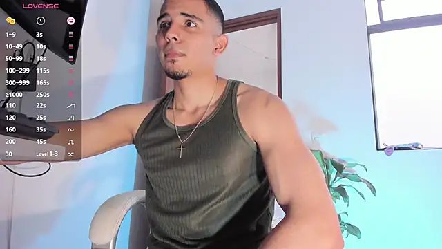 Snapshot of joss_111 chatting on December 2024 04:13:02 PM joss 111 online show from December 2024 04:13:02 PM