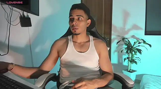 Snapshot of joss_111 chatting on March 2025 03:48:01 AM joss 111 online show from March 2025 03:48:01 AM