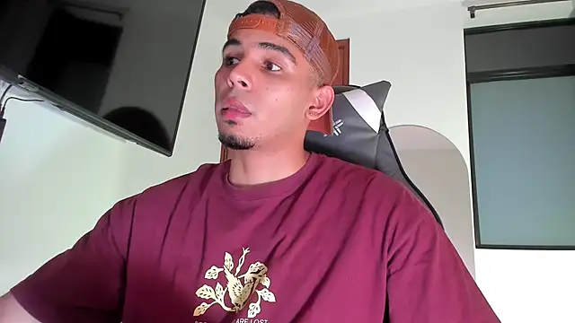 Snapshot of joss_111 chatting on September 2025 11:20:02 PM joss 111 online show from September 2025 11:20:02 PM