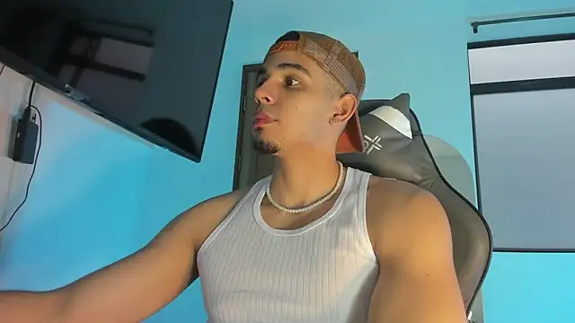 Snapshot of joss_111 chatting on October 2025 10:29:02 PM joss 111 online show from October 2025 10:29:02 PM