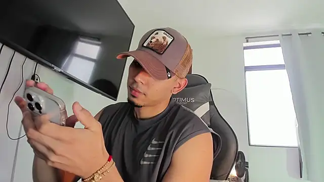 Snapshot of joss_111 chatting on October 2025 07:03:01 PM joss 111 online show from October 2025 07:03:01 PM