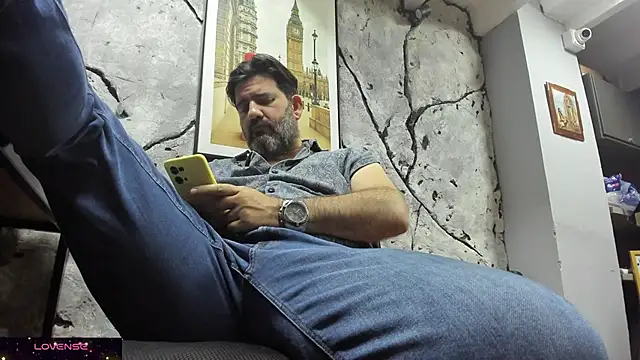 Maxi TheBigDaddy online show from November 2025 10:37:02 AM