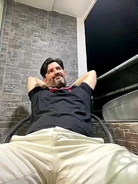 Maxi TheBigDaddy online show from November 2025 03:49:02 AM