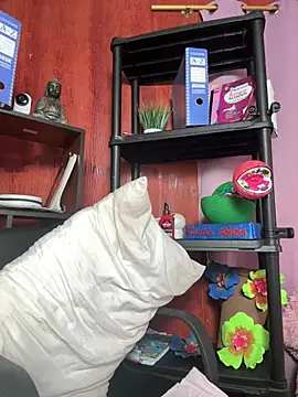 jademoomsm online show from March 2026 10:47:02 PM