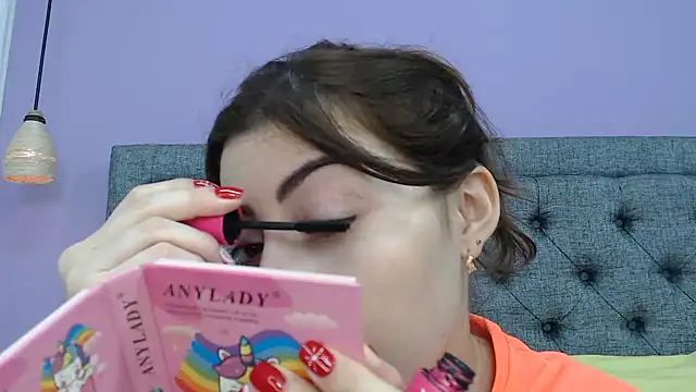 LilaSuni online show from December 2024 02:11:01 PM