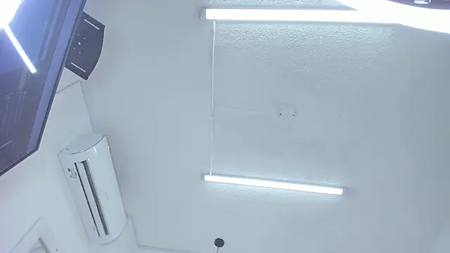 Belle Brunette online show from March 2025 12:32:01 AM