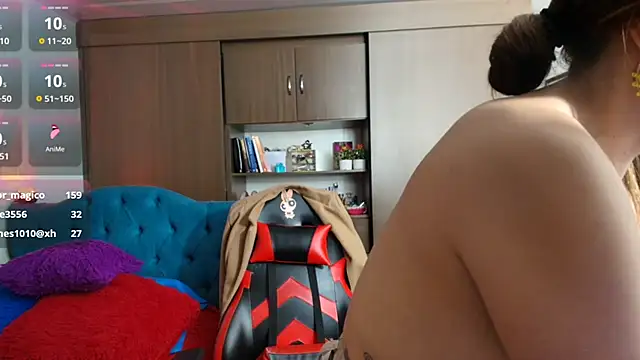 valeria teiku online show from November 2025 04:55:01 AM