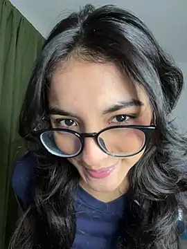 Snapshot of Cat2525 chatting on December 2024 01:53:01 AM Cat2525 online show from December 2024 01:53:01 AM