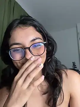 Snapshot of Cat2525 chatting on December 2024 04:55:02 AM Cat2525 online show from December 2024 04:55:02 AM