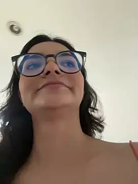 Snapshot of Cat2525 chatting on January 2025 08:07:02 PM Cat2525 online show from January 2025 08:07:02 PM