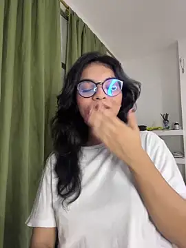 Snapshot of Cat2525 chatting on January 2025 02:45:02 AM Cat2525 online show from January 2025 02:45:02 AM