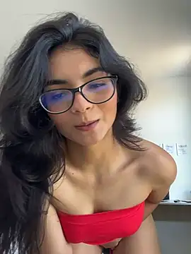 Snapshot of Cat2525 chatting on February 2025 07:23:02 PM Cat2525 online show from February 2025 07:23:02 PM