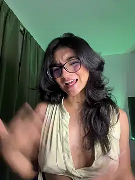 Snapshot of Cat2525 chatting on February 2025 01:15:02 AM Cat2525 online show from February 2025 01:15:02 AM