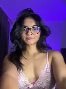 Snapshot of Cat2525 chatting on February 2025 12:53:02 AM Cat2525 online show from February 2025 12:53:02 AM