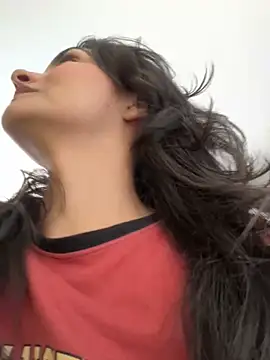 Snapshot of Cat2525 chatting on February 2025 08:03:02 PM Cat2525 online show from February 2025 08:03:02 PM