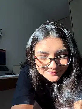 Snapshot of Cat2525 chatting on November 2025 08:55:01 PM Cat2525 online show from November 2025 08:55:01 PM