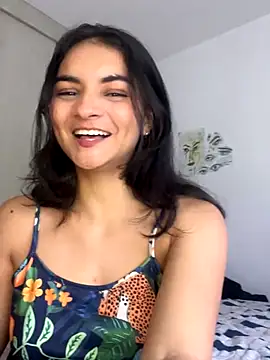 Snapshot of Cat2525 chatting on November 2025 07:57:02 PM Cat2525 online show from November 2025 07:57:02 PM