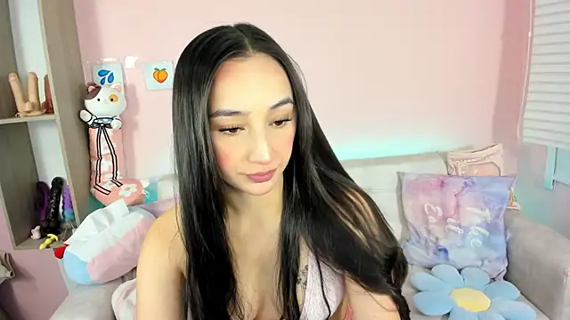 tinysara online show from September 2025 04:12:02 PM