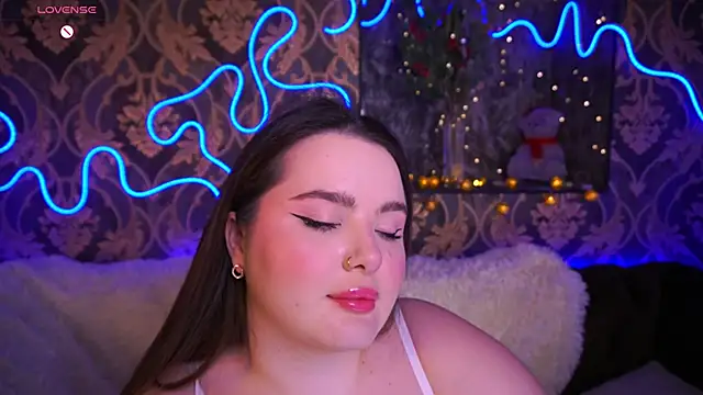 Snapshot of CuteAmberr chatting on January 2025 01:49:01 AM CuteAmberr online show from January 2025 01:49:01 AM