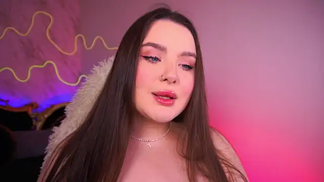 Snapshot of CuteAmberr chatting on January 2025 11:25:01 PM CuteAmberr online show from January 2025 11:25:01 PM