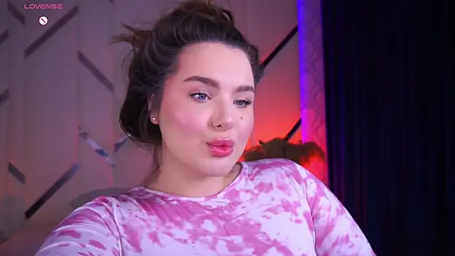 Snapshot of CuteAmberr chatting on February 2025 10:52:02 PM CuteAmberr online show from February 2025 10:52:02 PM