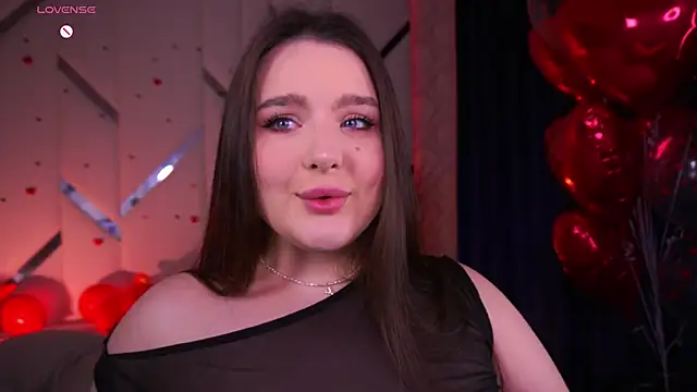 Snapshot of CuteAmberr chatting on February 2025 10:25:01 PM CuteAmberr online show from February 2025 10:25:01 PM