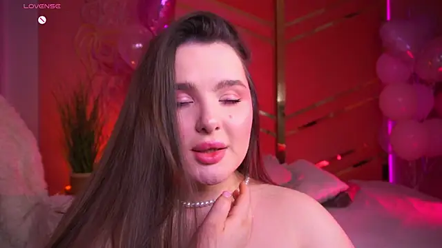 Snapshot of CuteAmberr chatting on February 2025 04:37:02 AM CuteAmberr online show from February 2025 04:37:02 AM