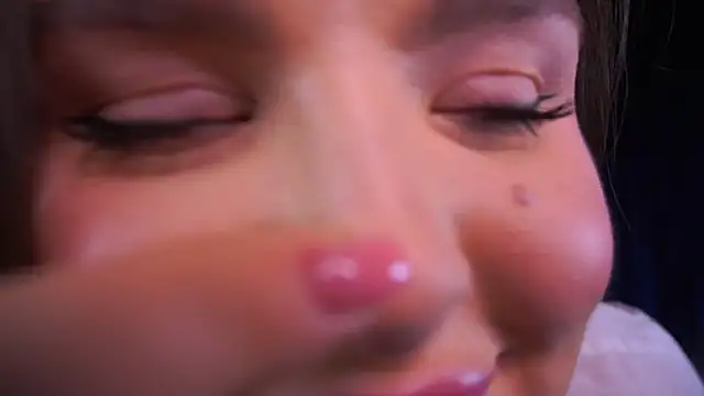 Snapshot of CuteAmberr chatting on March 2025 01:50:02 AM CuteAmberr online show from March 2025 01:50:02 AM