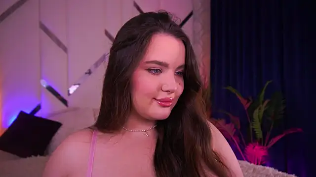 Snapshot of CuteAmberr chatting on November 2025 01:17:02 AM CuteAmberr online show from November 2025 01:17:02 AM