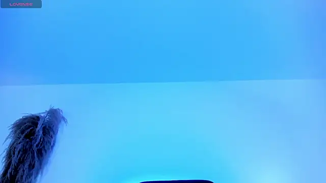 charlottewhitte online show from October 2025 11:53:02 AM