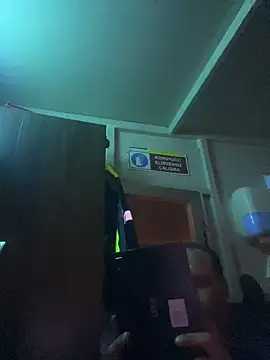 mustican422 online show from December 2024 10:41:02 PM