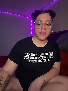 QueenNuttCollector online show from January 2026 12:43:01 PM