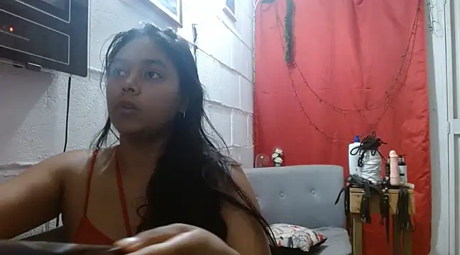 Chiara petterson online show from January 2025 05:18:02 AM