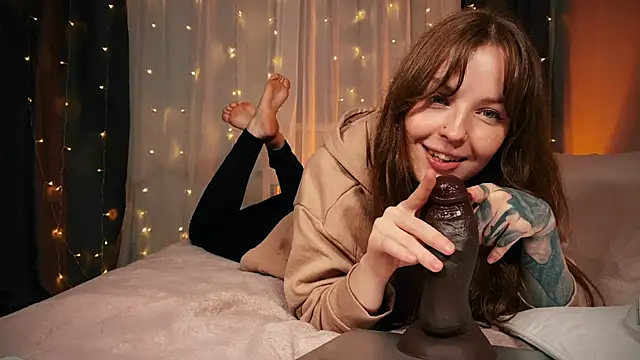 Snapshot of Pi-x-ie chatting on October 2025 02:40:01 PM Pi-x-ie online show from October 2025 02:40:01 PM