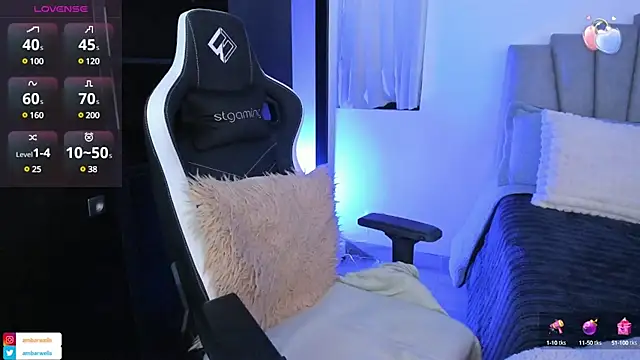 ambar-wells online show from January 2025 08:39:01 PM