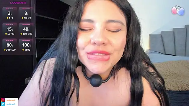 ambar-wells online show from February 2025 08:49:01 PM