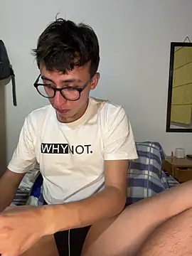 CamiRojas boy online show from June 2026 03:18:02 AM