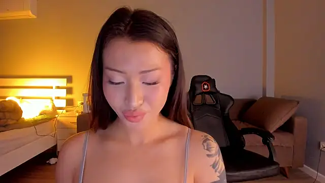 kawaii mia online show from March 2025 03:25:02 PM