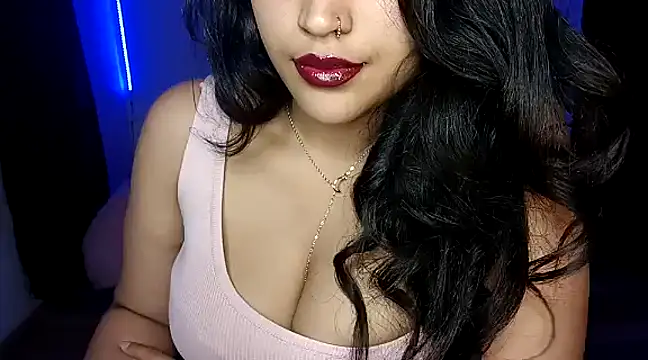 Lucy kanne online show from January 2025 10:43:02 PM