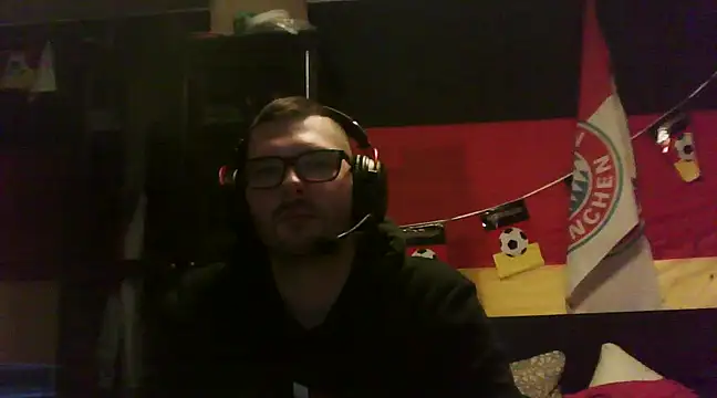 Die-geile-Sau online show from February 2025 09:25:02 PM