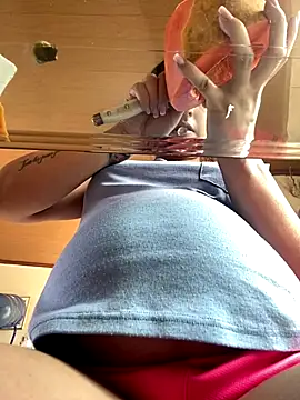 Vaiolet a online show from December 2024 04:28:01 PM