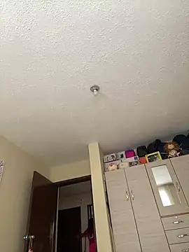 Vaiolet a online show from January 2025 06:35:01 PM