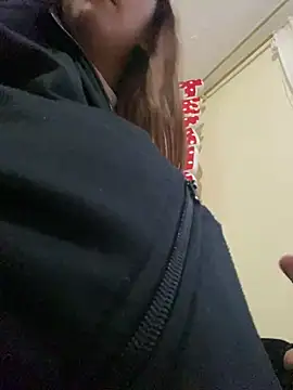 Vaiolet a online show from January 2025 11:07:01 PM