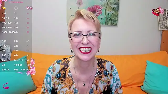 iamyourdream89 online show from February 2025 07:52:01 PM