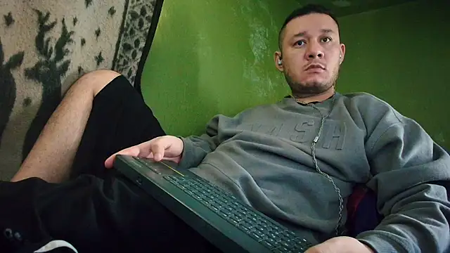 sweet cock28 online show from February 2025 03:40:01 PM