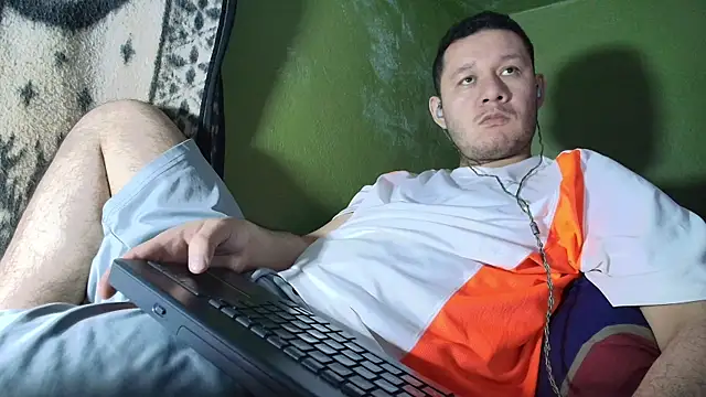 sweet cock28 online show from October 2025 03:32:01 AM