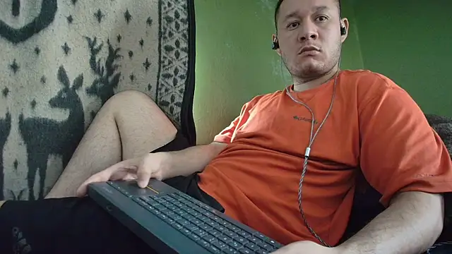 Snapshot of sweet_cock28 chatting on May 2026 03:28:01 PM sweet cock28 online show from May 2026 03:28:01 PM
