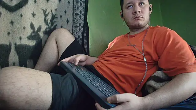 Snapshot of sweet_cock28 chatting on May 2026 03:09:02 PM sweet cock28 online show from May 2026 03:09:02 PM