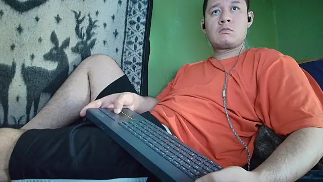 Snapshot of sweet_cock28 chatting on June 2026 03:03:01 PM sweet cock28 online show from June 2026 03:03:01 PM