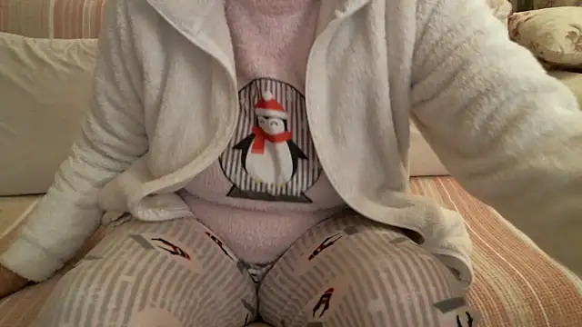 mysteriouscouple001 online show from December 2024 03:14:02 AM